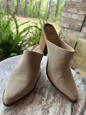 Women’s Taupe Suede Mule Heels